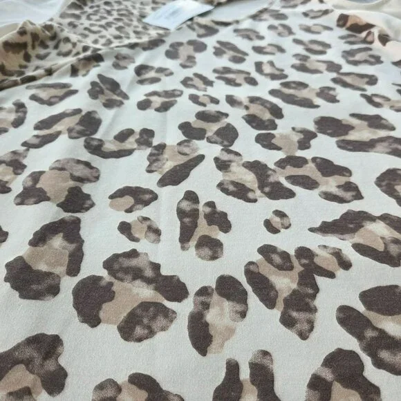 Blu Halo Boutique Women's Top Size Small RN156832 Leopard Print BIB! NWT - Picture 4 of 11